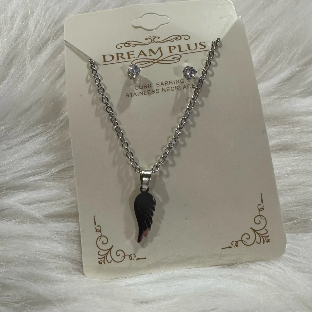Silver Wing Necklace and Earring Set
